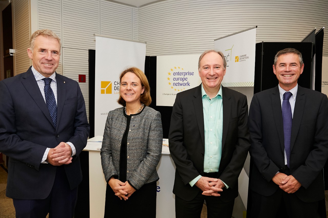 (de g. à dr.): Tom Oberweis, président de la Chambre des Métiers; Corinne Cahen, ministre à la Grande Région; Marc Gross, directeur Affaires sociales et européennes de la Chambre des Métiers; Frédéric Carrière, IHK Südlicher Oberrhein