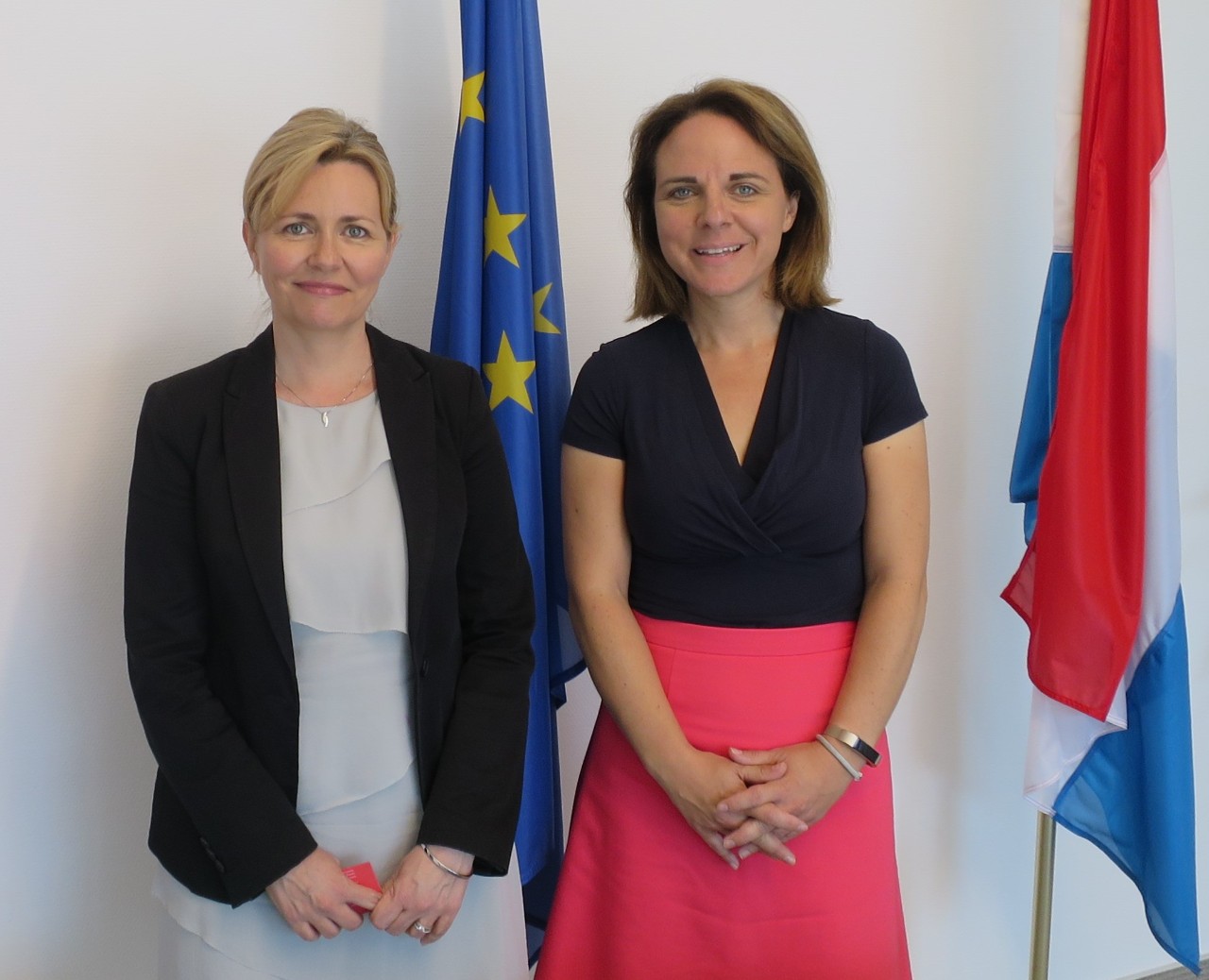 Émilie Cariou, députée de la 2e circonscription de la Meuse et Corinne Cahen, ministre à la Grande Région